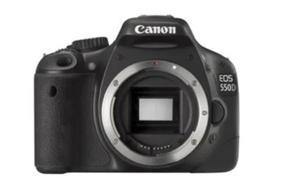 <b><big>CANON EOS 550D</big></b><br><span class='w3-text-gray'><i>NIET MEER IN GEBRUIK</i></span>
							 <p style='text-align:justify'>
								De Canon EOS 550D is een entry-level digitale spiegelreflex camera, voorzien van een CMOS-sensor met 18,0 megapixels, DIGIC 4 processor,
								uiterst nauwkeurige en snelle scherpstelling met 9 AF-punten, continue opnamen met ongeveer 3,7 frames per seconde, 
								Live view-opnamen en movie-opname in Full High-Definition (Full HD).
							 </p>
							 <!-- LINK TOEVOEGEN IN OMSCHRIJVING -->
							 <small><i>
								meer informatie:
								<a href='https://www.dpreview.com/reviews/canoneos550d/' target='_blank' class='gear-link'>DPReview - Canon EOS 550D <i class='fas fa-external-link-alt fa-fw'></i></a>
							</i></small><br>
