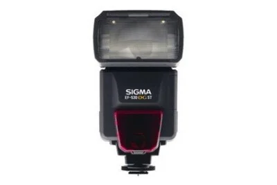 <b><big>SIGMA EF-530 DG ST FLITSER</big></b>
							<p style='text-align:justify'>
								De Sigma EF-530 DG ST is een flitser voor de Canon EOS-serie, met een richtgetal van 53.
								De flitser beschikt over een TTL belichtingssysteem voor eenvoudige bediening.
								De autozoomfunctie stelt automatisch de optimale belichtingshoek in op basis van de brandpuntsafstand van de lens in een bereik van 24mm to 105mm.
								Als de ingebouwde Wide Panel wordt gebruikt, kan de flitser een hoek van 17mm afdekken.
								De flitser heeft een draai- en kantelbare kop (0,60,75,90 graden) en kan ook 7 graden naar beneden worden gekanteld voor close-up fotografie.
							</p>
							<!-- LINK TOEVOEGEN IN OMSCHRIJVING -->
							<small><i>
								meer informatie:
								<a href='https://www.sigma-global.com/en/accessories/ef-530dg-st/' target='_blank' class='gear-link'>
									Sigma Global&nbsp;
									<i style='margin-top:-4px;' class='fas fa-external-link-alt fa-fw'></i>
								</a>
							</i></small><br>